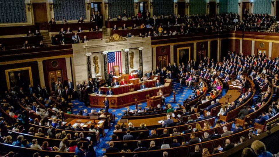 ABD Senatosu, Trump'a rağmen İran savaşını durdurma kararı aldı