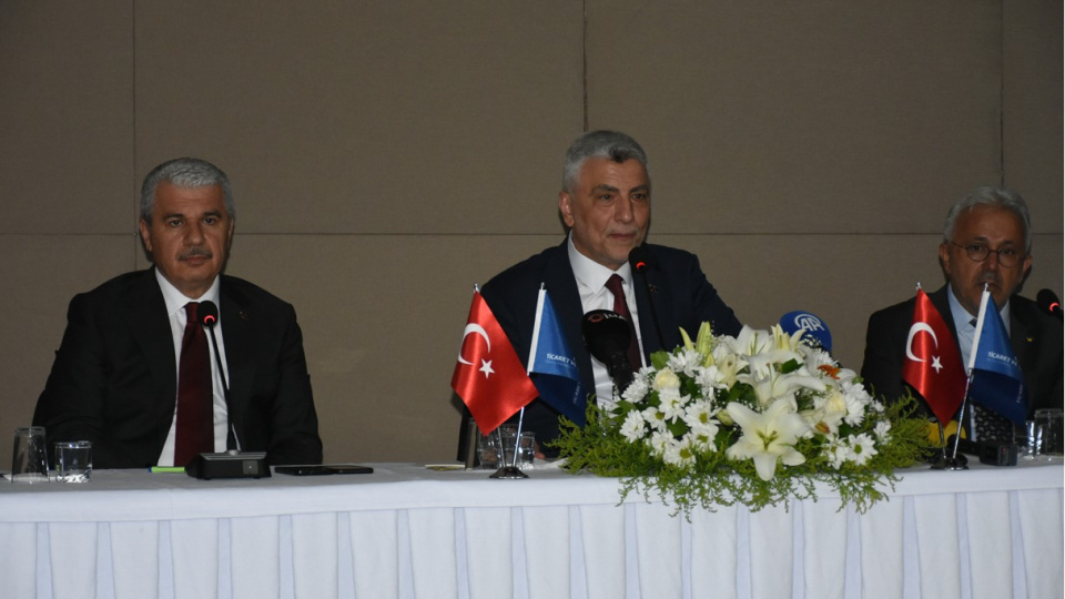 Bakan Bolat: Reklam konusunda önemli bir yönetmelik hazırlıyoruz