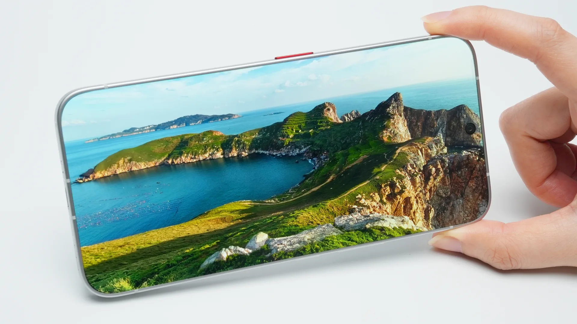 Çerçevesiz ekranlı telefon geliyor!