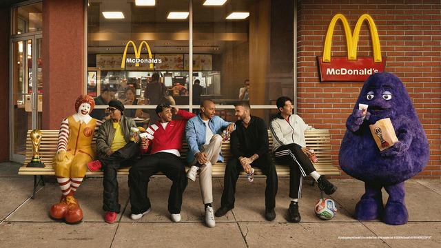 McDonald’s Türkiye, Yeni Menüler ve Koleksiyon Ürünleriyle  Dünya Kupası Heyecanına Ortak Oluyor