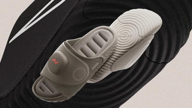 Nike'tan Ayaklarınızı Rahatlatacak Akıllı Terlik