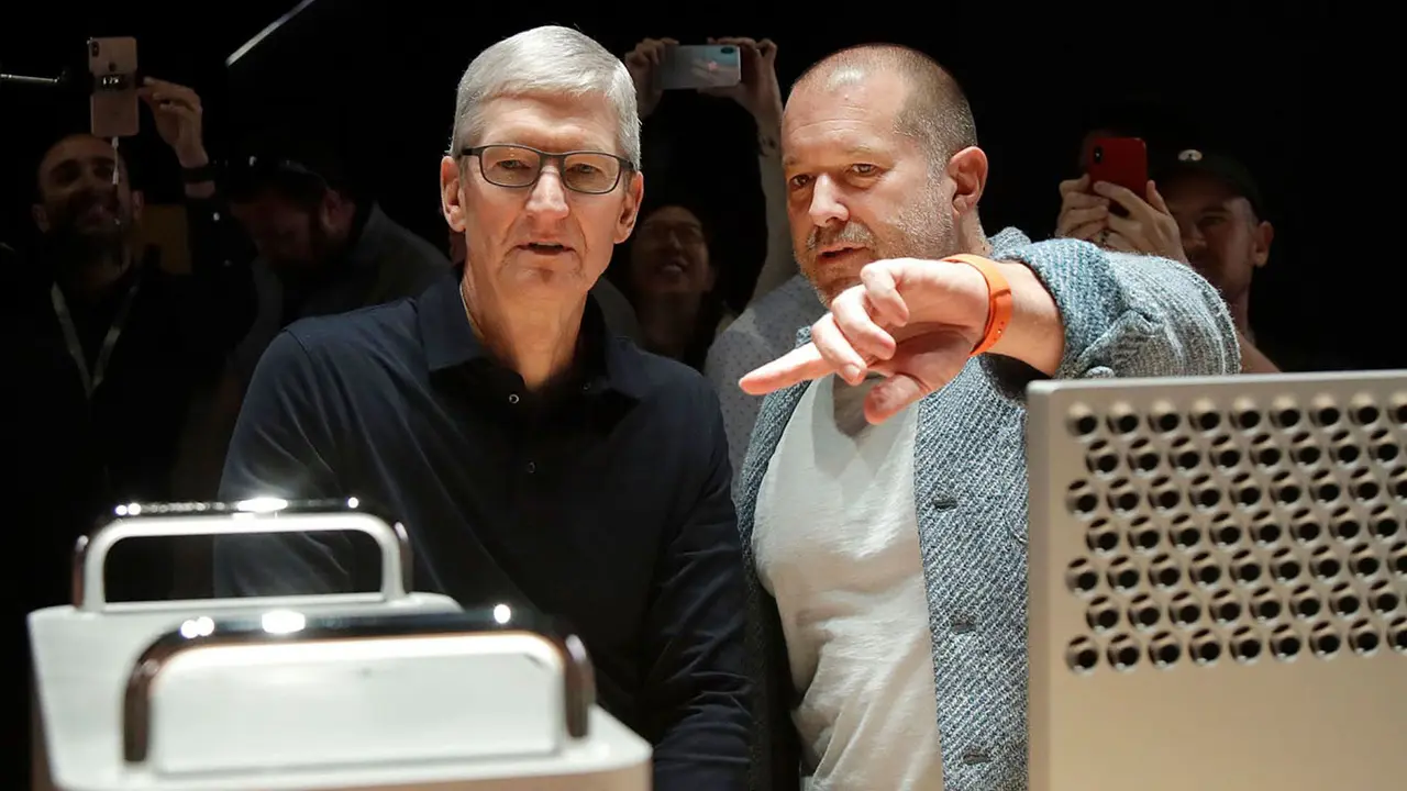 OpenAI, Jony Ive’ı Apple ile Karşı Karşıya Getirebilir