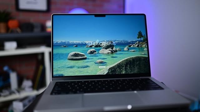 Rapor: Samsung, Gelecek OLED MacBook'ların Tek Ekran Tedarikçisi Olacak