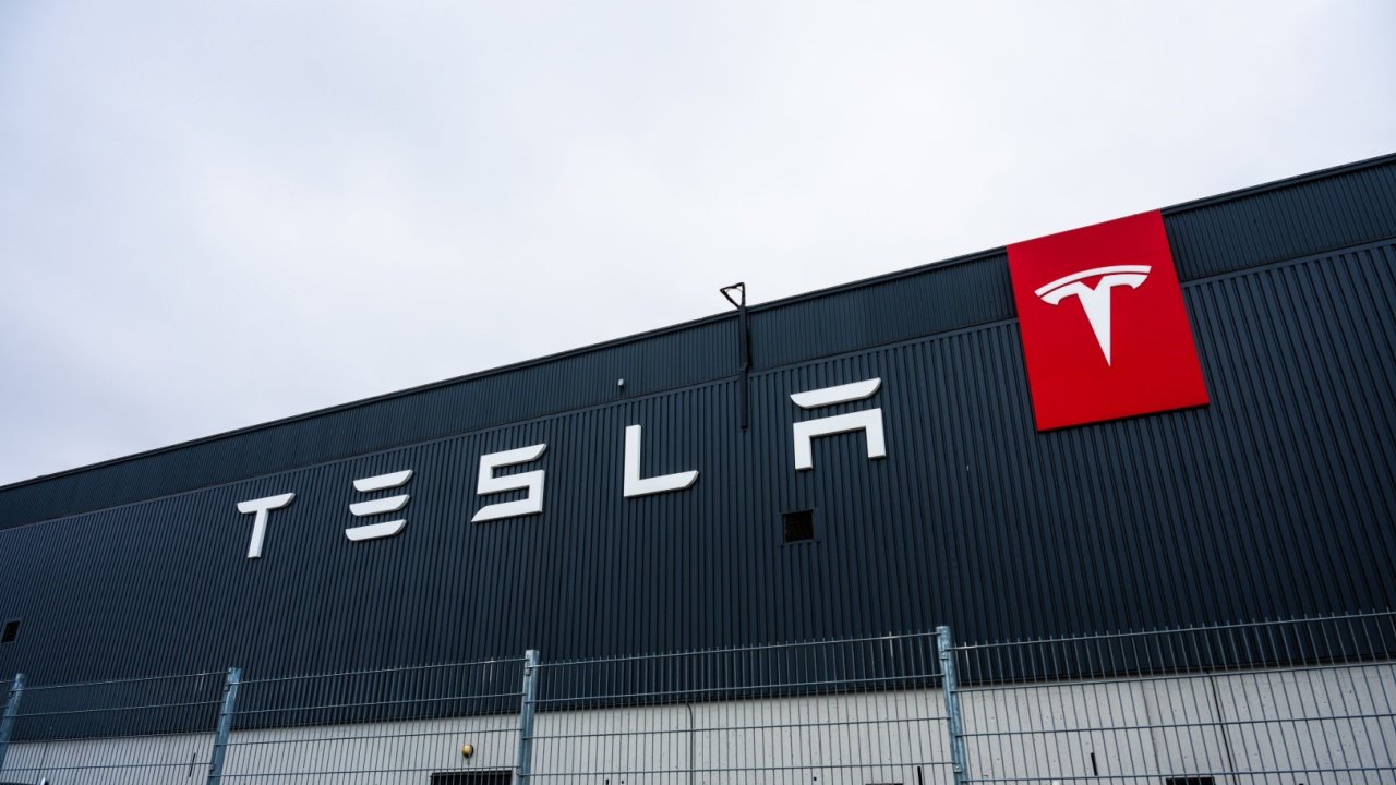 Tesla'nın ikinci çeyrek teslimatları yüzde 25 artışla 480 bini aştı